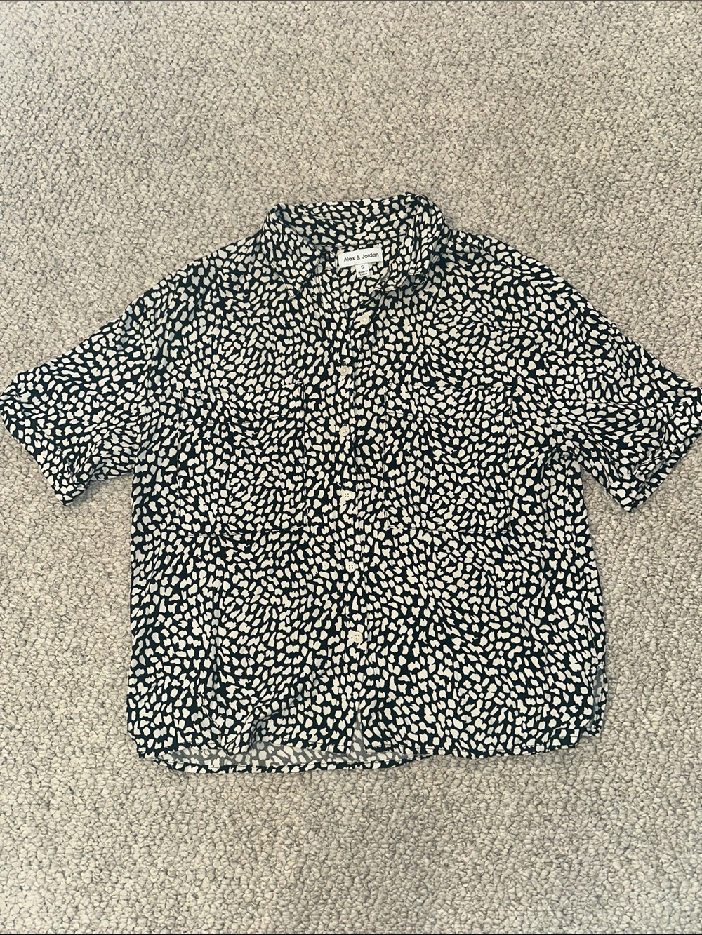 BOGO FREE Short Sleeve Black and White Printed Button-Up Blouse